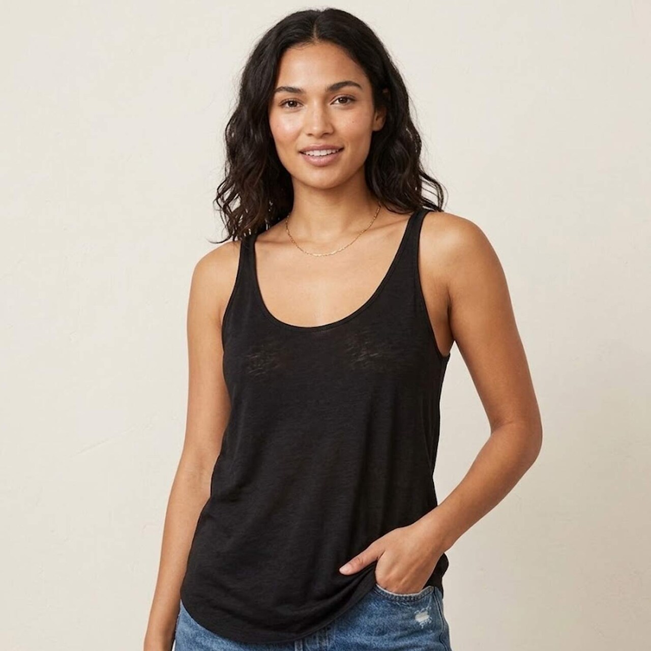 BELLA + CANVAS Women’s Flowy Tank with Side Slit – Sleeveless Top for Summer Wear
